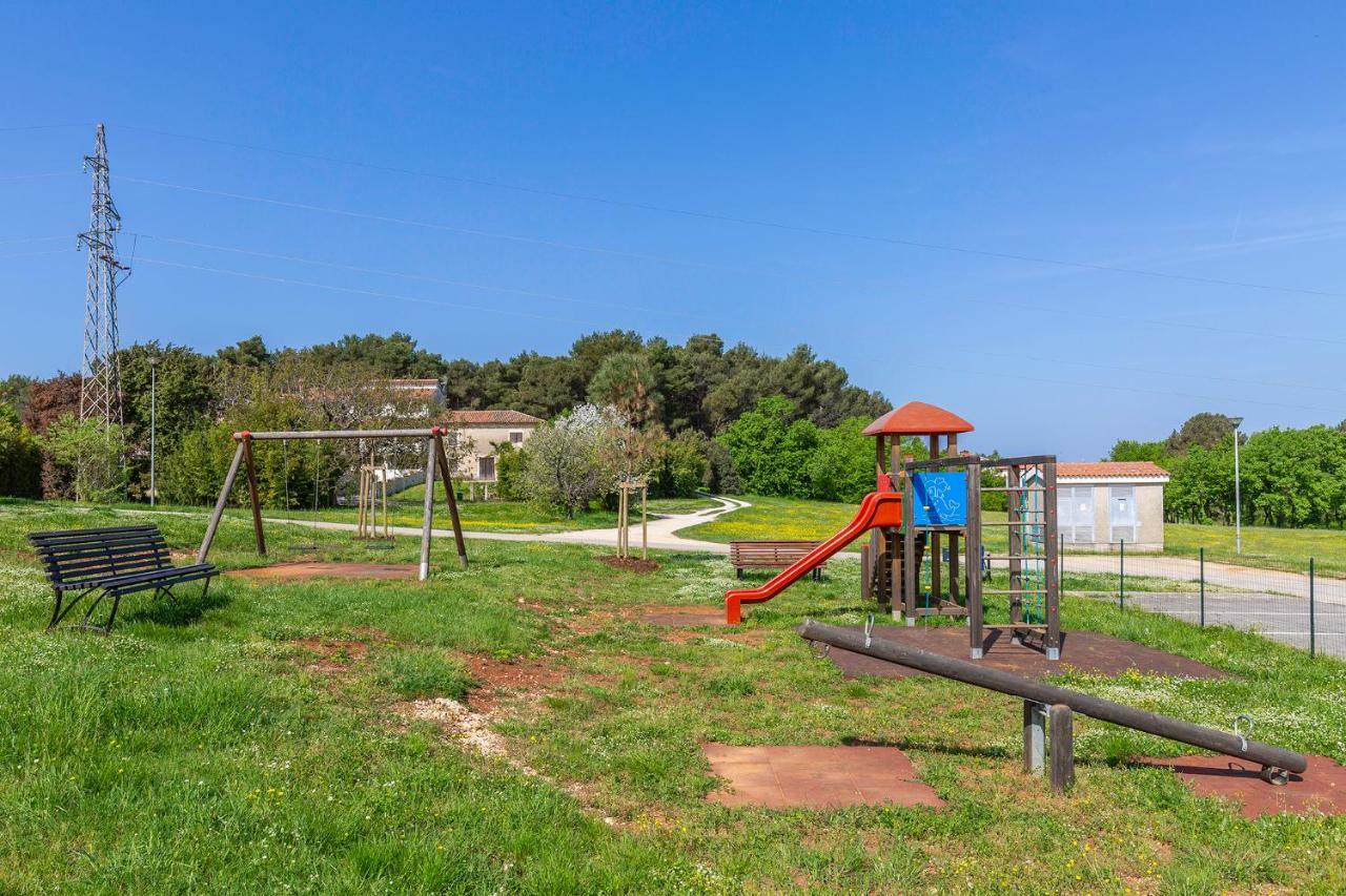 Apartments Rita Пореч Екстер'єр фото